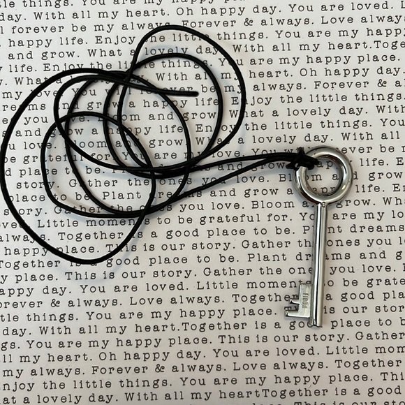 FIBO STEEL Jewelry - FIBO STEEL KEY with leather necklace